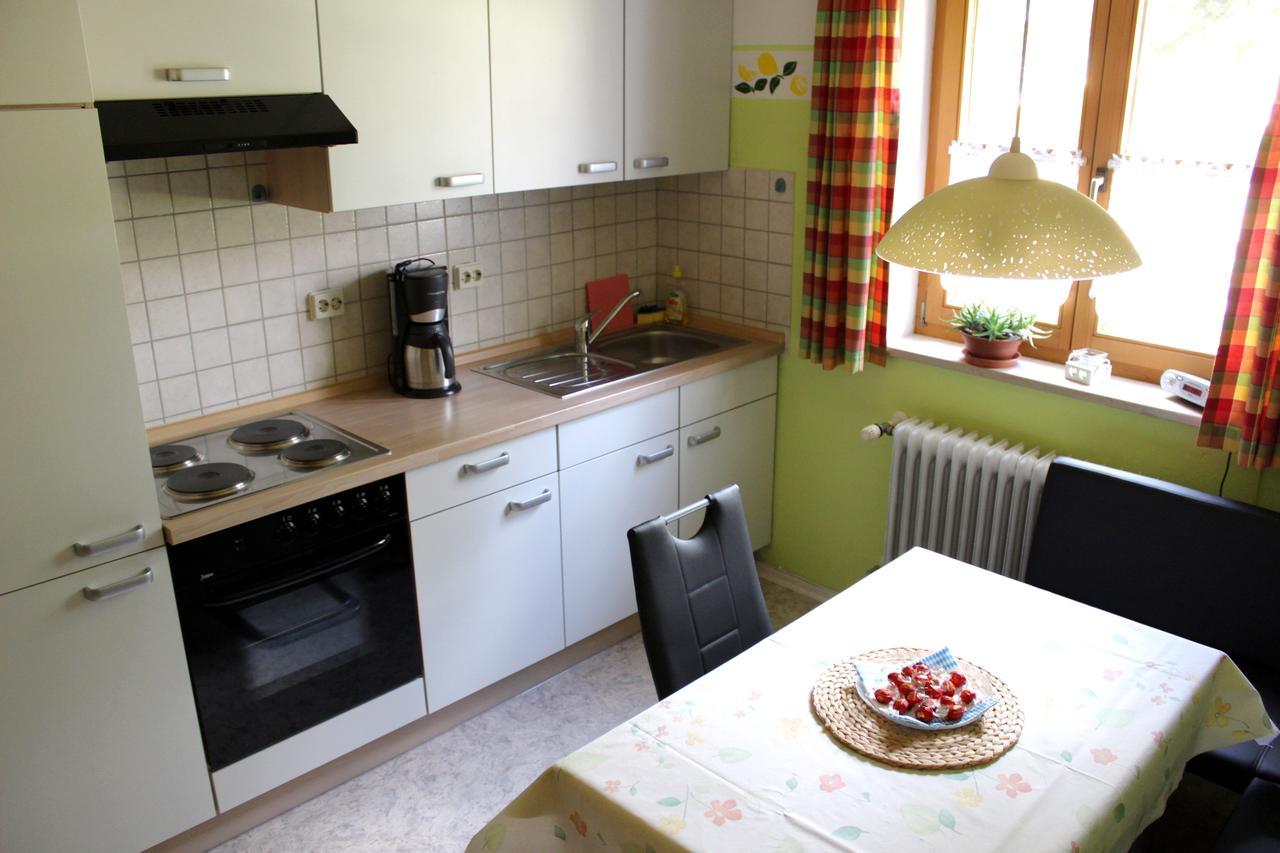 Hausladen *